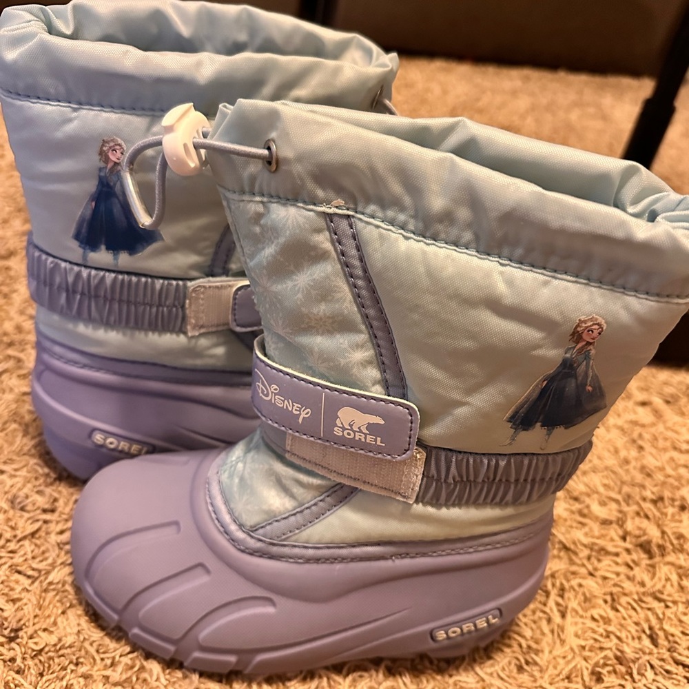 Kid Sorel Disney Frozen winter boots . Size 11